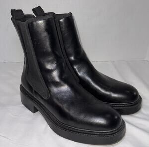 Zara Chelsea Boots Women’s Size EU 41 US 10 Black Leather Chunky Platform Ankle